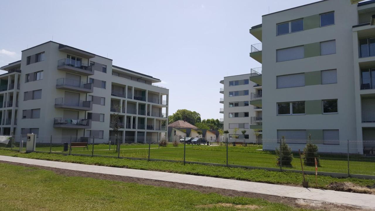 Lelle Resort B20 Balatonlelle Kültér fotó