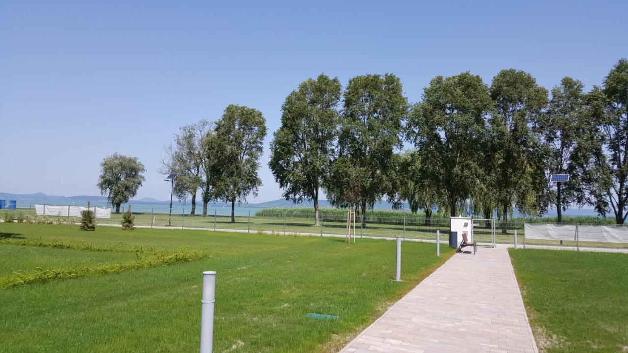 Lelle Resort B20 Balatonlelle Kültér fotó